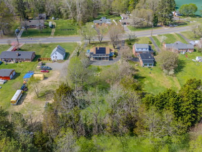 2667 White Chapel Road, Lively, VA