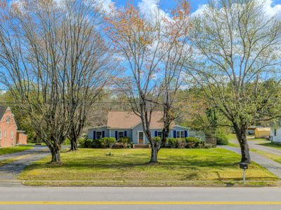 2667 White Chapel Road, Lively, VA