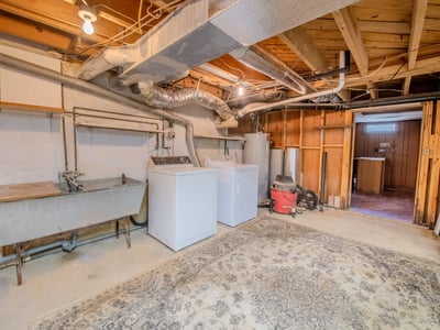 2667 White Chapel Road, Lively, VA