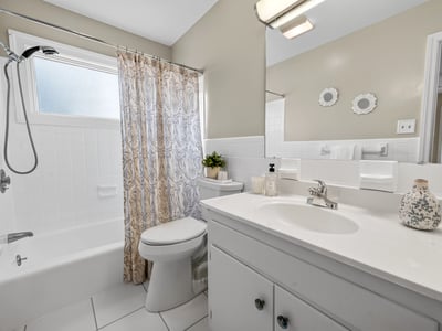 42 Venable Dr, Kilmarnock, VA