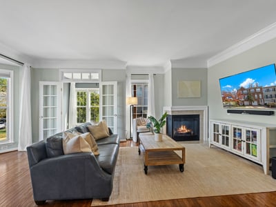 6311 Burgundy Leaf Ln., Alexandria, VA