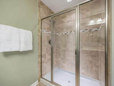 41833 Walden Knoll Ct, Aldie, VA