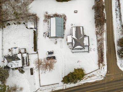 2307 County Road 3, Carrying Place, ON