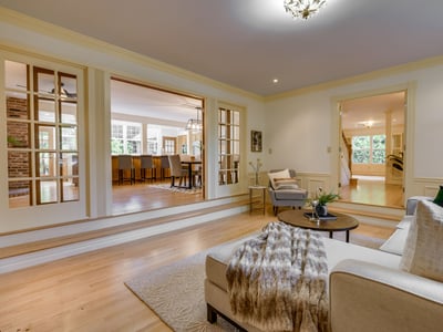 9025 NW Ash St., Portland, OR