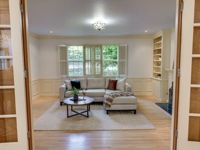 9025 NW Ash St., Portland, OR