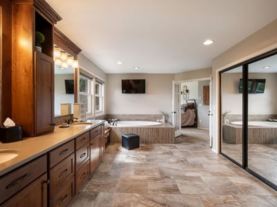 17060 SW Weir Rd, Beaverton, OR