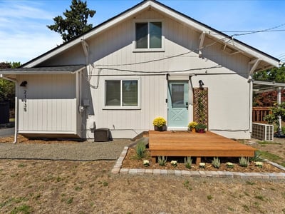 21935 SW Augusta Ln, Hillsboro, OR