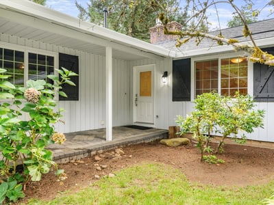 6238 SW McEwan Rd, Lake Oswego, OR