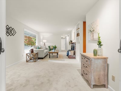 6238 SW McEwan Rd, Lake Oswego, OR