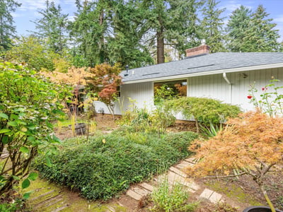 6238 SW McEwan Rd, Lake Oswego, OR