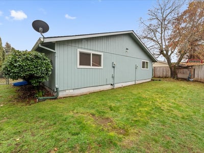 220/222 SE 3rd Ave, Canby, OR