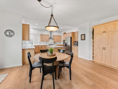 15605 SW Snowy Owl Ln, Beaverton, OR