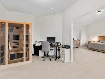 15605 SW Snowy Owl Ln, Beaverton, OR