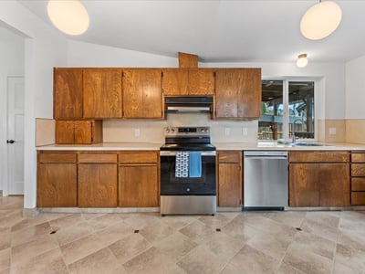 12255 SW 126th Ave, Tigard, OR