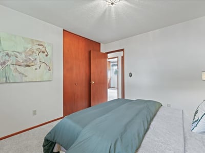 14650 NE Russell Court, Portland, OR