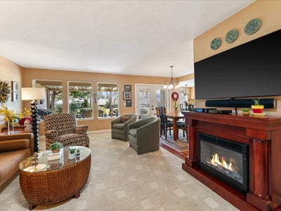 15930 SW Greens Way, Portland, OR