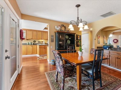 15930 SW Greens Way, Portland, OR