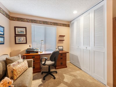 15930 SW Greens Way, Portland, OR