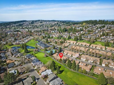 15930 SW Greens Way, Portland, OR
