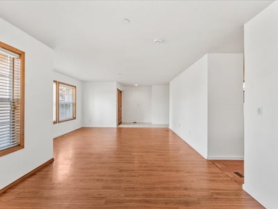 12402 Cominger Dr, Oregon City, OR