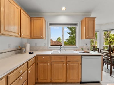 16605 SW Sumac St, Beaverton, OR