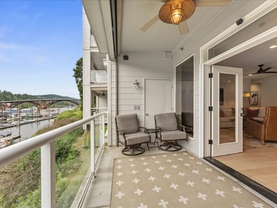 525 SE Marion St, Unit #2, Portland, OR