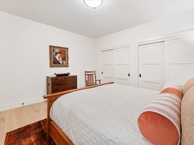 525 SE Marion St, Unit #2, Portland, OR