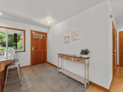 9150 SW Salmon St, Portland, OR