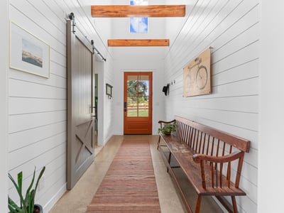13950 S John Wayne Lane, Mulino, OR