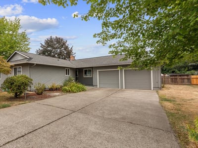 1812 SE 18th Pl, Troutdale, OR
