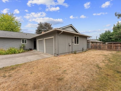 1812 SE 18th Pl, Troutdale, OR