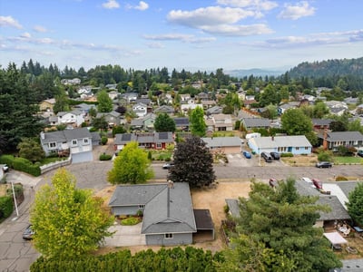 1812 SE 18th Pl, Troutdale, OR