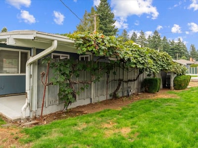 10860 NE Oregon Street, Portland, OR