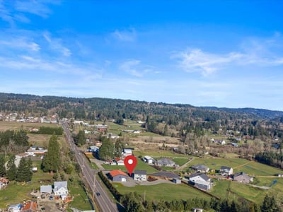 13920 S Lucia Lane, Mulino, OR