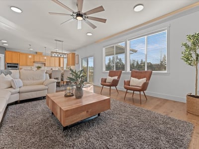 13920 S Lucia Lane, Mulino, OR