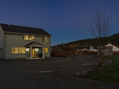 13920 S Lucia Lane, Mulino, OR