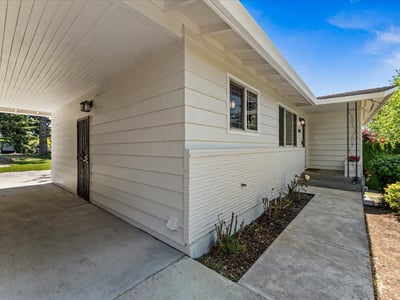 10100 SE Walnut Drive, Happy Valley, OR