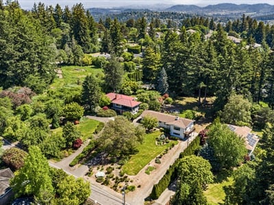 10100 SE Walnut Drive, Happy Valley, OR