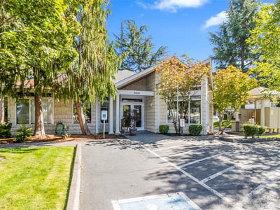 9210 Market Place, F202, Lake Stevens, WA