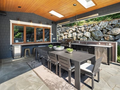8617 NE 20th Street, Clyde Hill, WA
