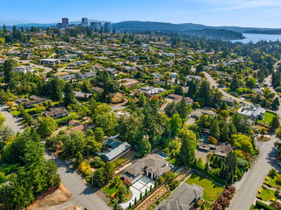 8617 NE 20th Street, Clyde Hill, WA
