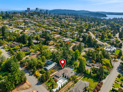 8617 NE 20th Street, Clyde Hill, WA