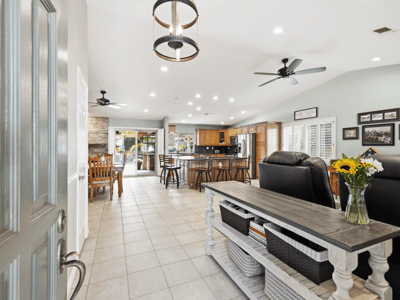28362 Contessa Ave, Saugus, CA