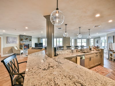 15 Bates Grove Rd, Webster, MA