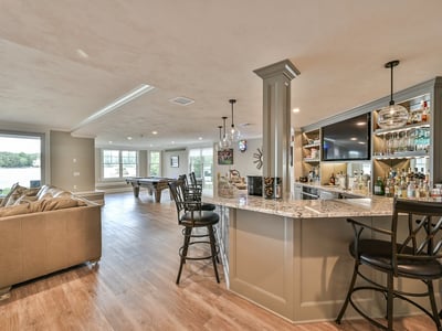 15 Bates Grove Rd, Webster, MA