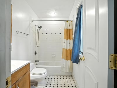 423 Hariton Ct, Norfolk, VA