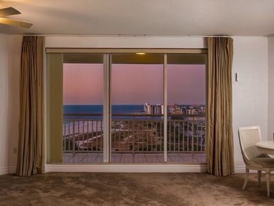 1180 gulf blvd, 1902, Clearwater, FL