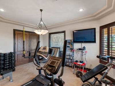 9717 Winter Palace Dr, Las Vegas, NV