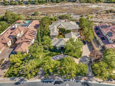 9717 Winter Palace Dr, Las Vegas, NV