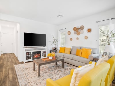 600 N. Carriage Hill Dr. #1045, Las Vegas, NV